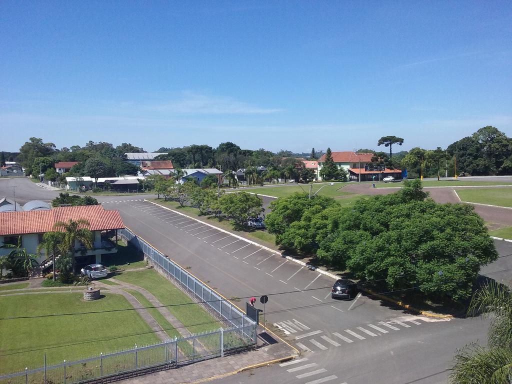 Hotel Bemtevi Farroupilha Luaran gambar